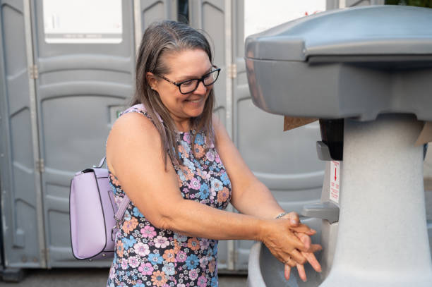 Portable Toilet Options We Offer in Perry, LA